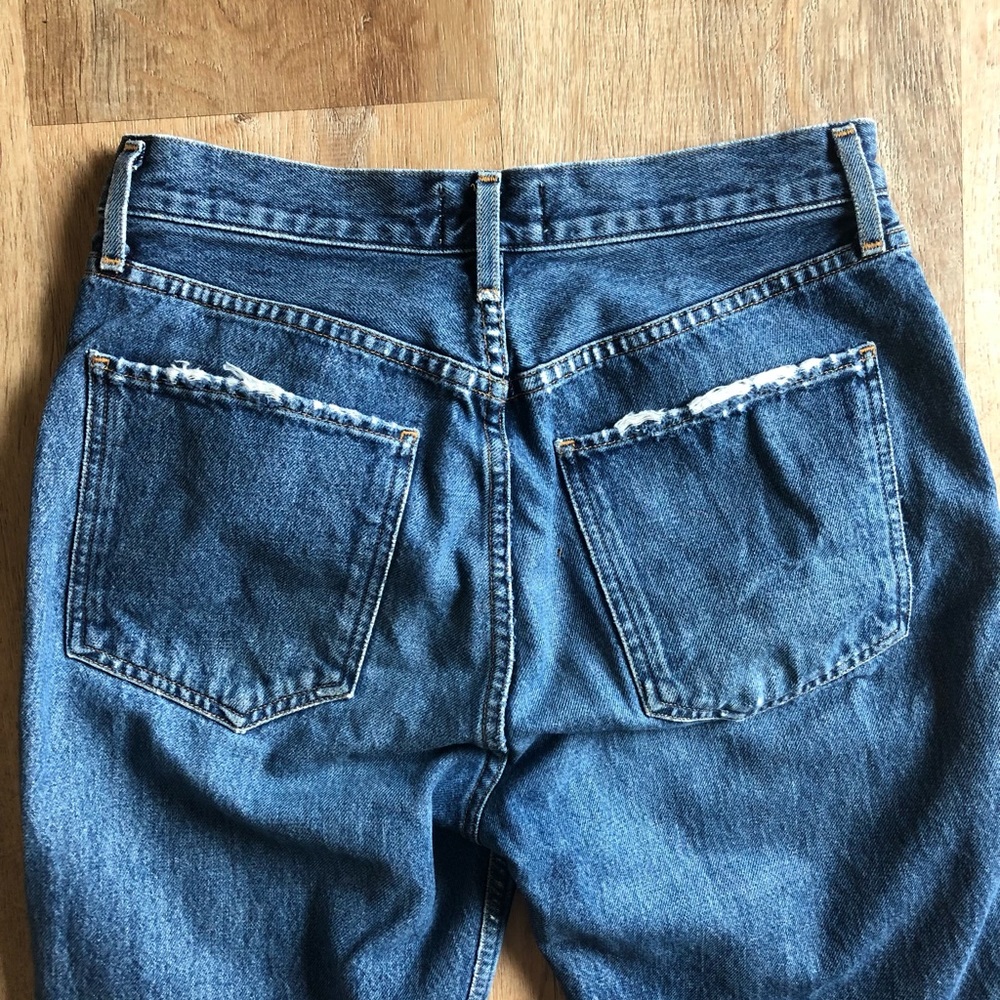 Naturally distressed Agolde Riley High Rise Jean / size 27 - Picture 10 of 15